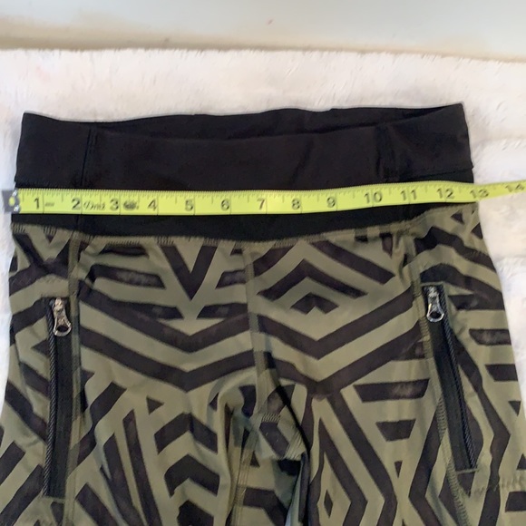 Lululemon Inspire Tight II Full On Luxtreme tights Chevron Shuffle size 6 - Picture 3 of 6